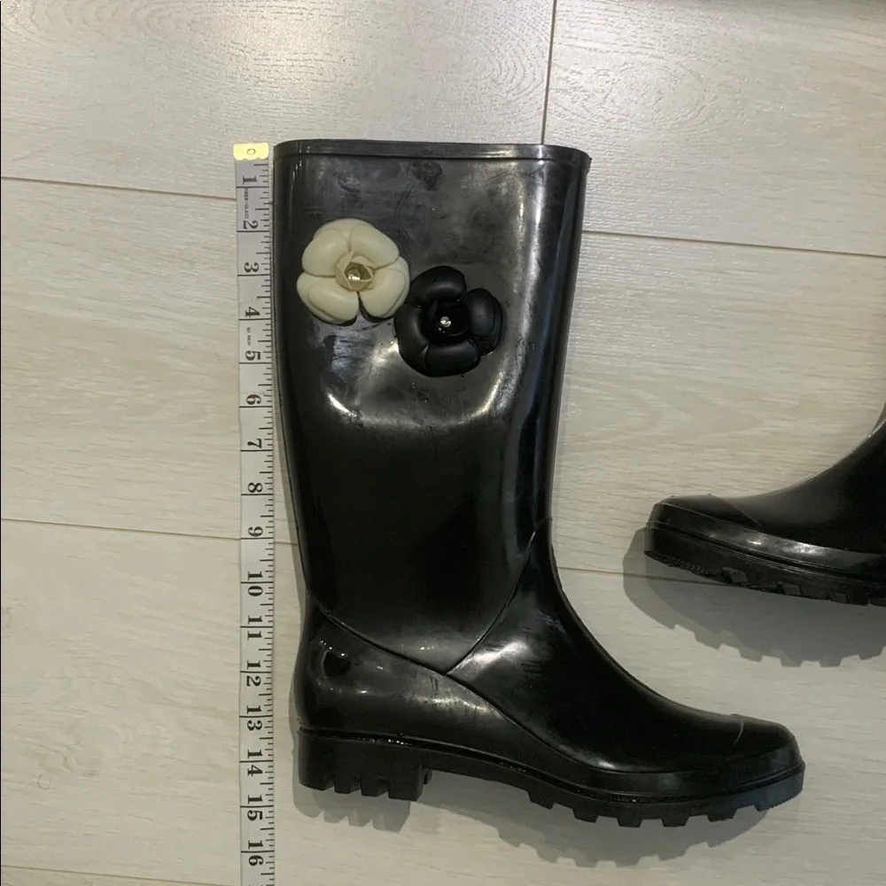 Capelli NY Black Rain Boots with Floral Accents size 10